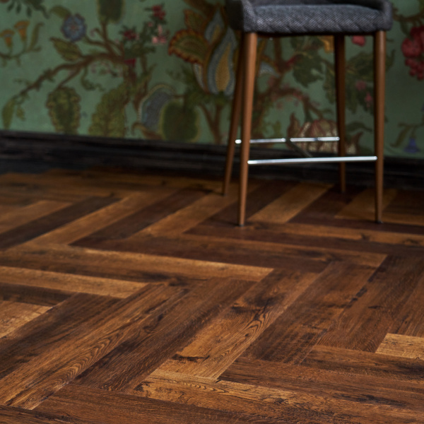Картинка товара плитка vinilam parquet herringbone glue 11155 парижский паркет 013682 parketcity-ufa.ru