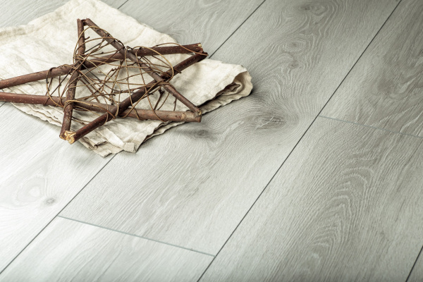 Картинка товара ламинат alsafloor 8/33 osmoze 448 дуб серый 004987 parketcity-ufa.ru