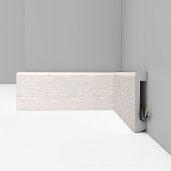 Плинтус Decomaster 235-1070 Дуб молочный 2400*80*17 мм parketcity-ufa.ru