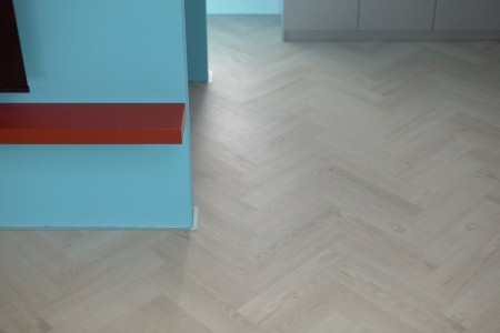 Картинка товара spc-ламинат home expert parquet desing 3002 дуб милкшейк 44-3002 parketcity-ufa.ru