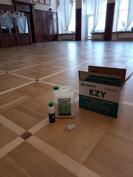 Лак для паркета VerMeister EZY 2K (5,25л) (матовый) Лак для паркета VerMeister EZY 2K (5,25л) (матовый)
