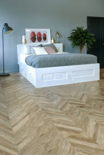 Картинка товара плитка alpine floor ultra 5-25 франзузская елочка ECO5-25 parketcity-ufa.ru