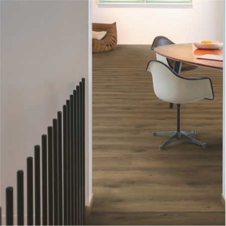 Картинка товара ламинат quick-step 8/32 classic 5789 дуб теплый коричневый    СLH5789 parketcity-ufa.ru