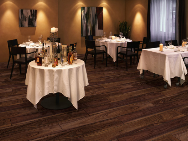 Картинка товара ламинат swiss krono 12/33 solid 2562 орех рубио 2562 parketcity-ufa.ru