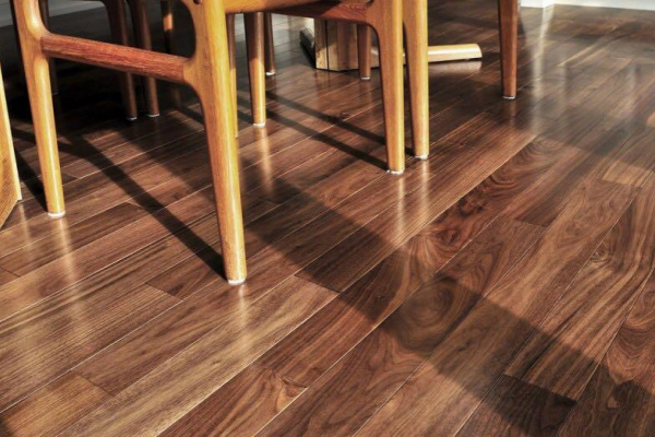 Картинка товара массивная доска mgk floor орех американский селект  006458 parketcity-ufa.ru