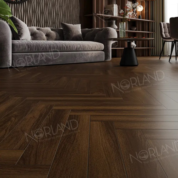 Фото товара ламинат norland 8/33 herringbone elegant lf303-22 дуб треско 013409 parketcity-ufa.ru Картинка товара ламинат norland 8/33 herringbone elegant lf303-22 дуб треско 013409 parketcity-ufa.ru