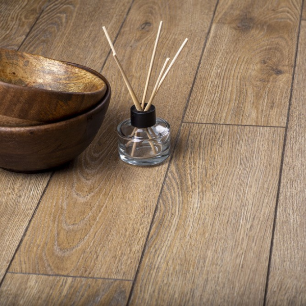 Картинка товара ламинат homflor 10/33 distingo 535 cajun oak (пралин) 012983 parketcity-ufa.ru