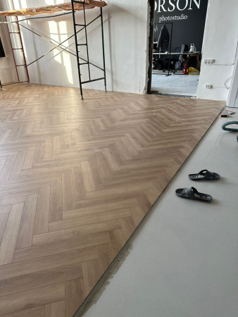 Картинка товара ламинат alpine floor 12/34 herringbone pro lf106-02 дуб эльзас 012108 parketcity-ufa.ru