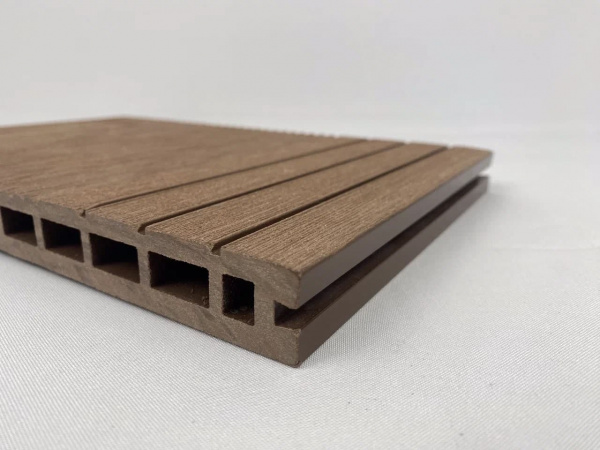 Картинка товара ступень дпк terrapol классик 2000/3000*320*24 черное дерево 009007 parketcity-ufa.ru