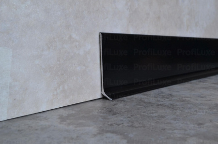 Картинка товара плинтус алюминий пл60 черный 2500*58,5*11,2 мм 003776 parketcity-ufa.ru