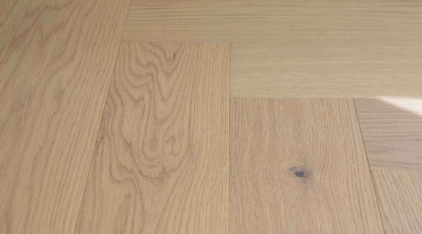 Картинка товара инженерная доска auswood travel hb 331 дуб malta NFH331 HB parketcity-ufa.ru