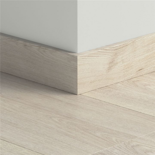Картинка товара плинтус lvt pergo 55/12 дуб деревенский светлый (40095)  снят!!! PGVSKRD40095 parketcity-ufa.ru