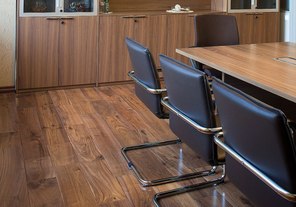 Картинка товара массивная доска mgk floor орех американский натур 006456 parketcity-ufa.ru