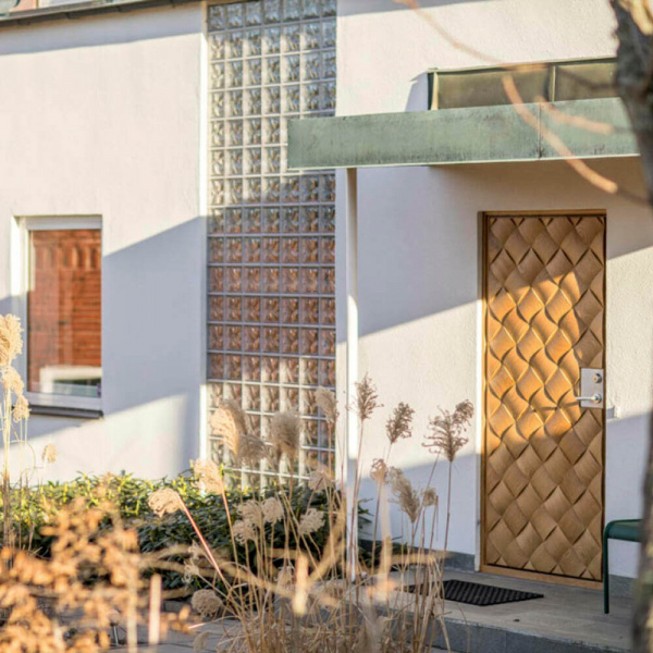 Картинка товара масло osmo 410 uv-schutz-oil бесцветное (не содержит биоцидов) #410 parketcity-ufa.ru