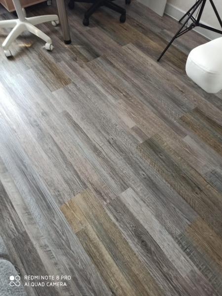 Картинка товара spc-ламинат cronafloor 4v nano дуб французский BD-40035-2 parketcity-ufa.ru