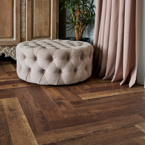 Картинка товара плитка vinilam parquet herringbone glue 11177 версальский паркет 013684 parketcity-ufa.ru