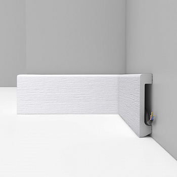 Плинтус Decomaster 235-70 Дуб белый 2400*80*17 мм parketcity-ufa.ru